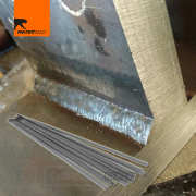 PANTERMAX MMA200LCD Inverter MMA/TIG Schweißer Kabel 2m Kunststoffgehäuse  Vorschau